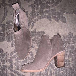 Dolce Vita Greyish/Taupe Coloured Booties